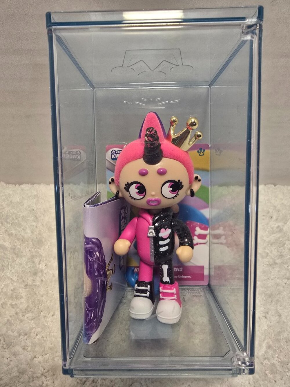Fearless Kweens XOX Mystery Pack 4" Figurine w/Card & Box